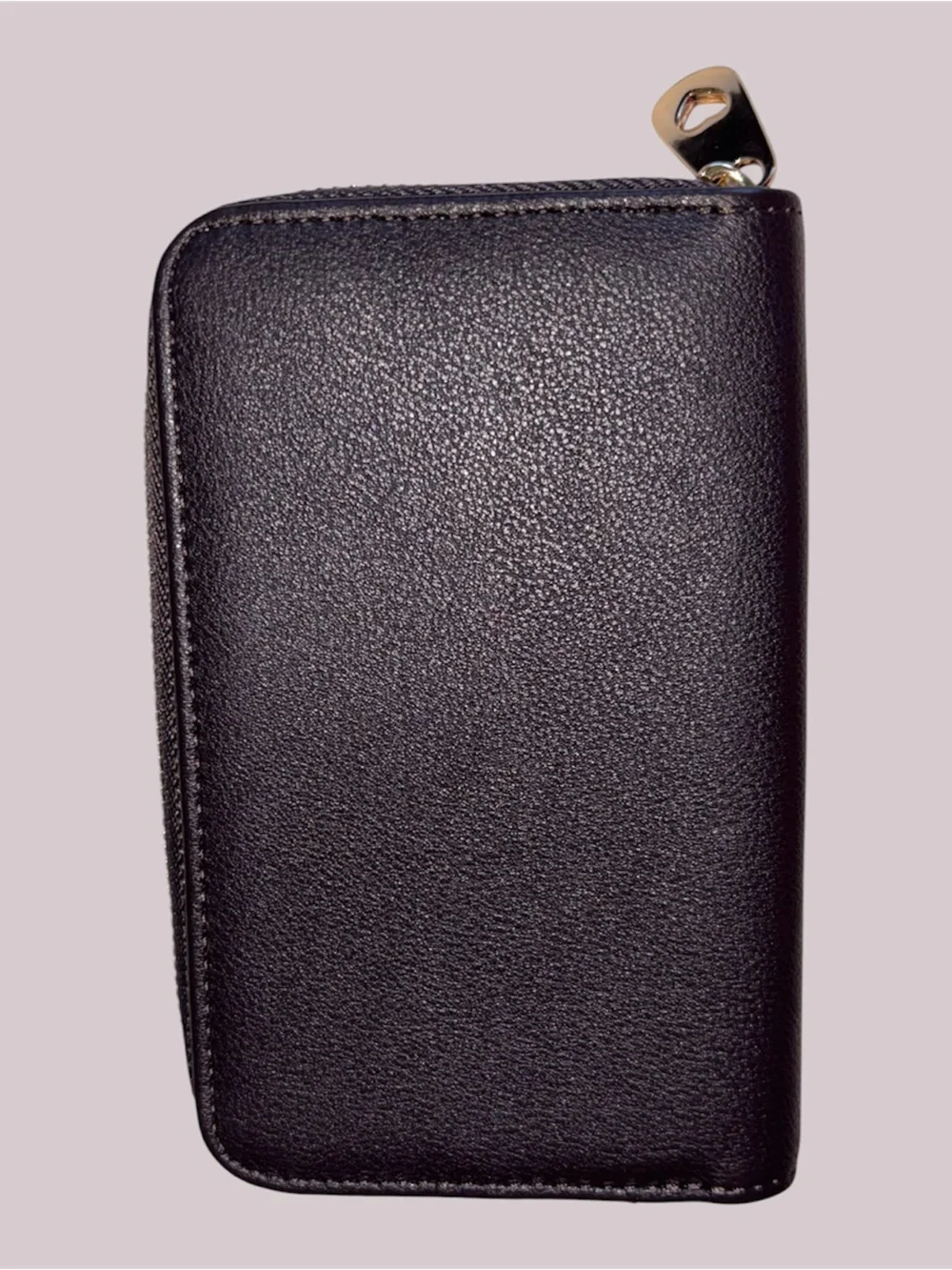 Juicy Couture Black and Beige Logo Zip Wallet with Gold Heart Emblem y2k clutch